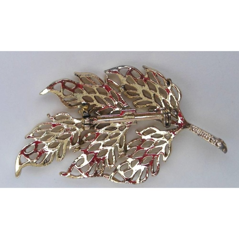 Vintage Gerry's Filagree Gold Tone Leaf Skeleton Brooch - Picture 4 of 5